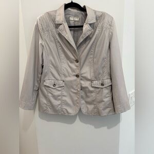 Women's Gray Jacket 🧥 size L check measurements